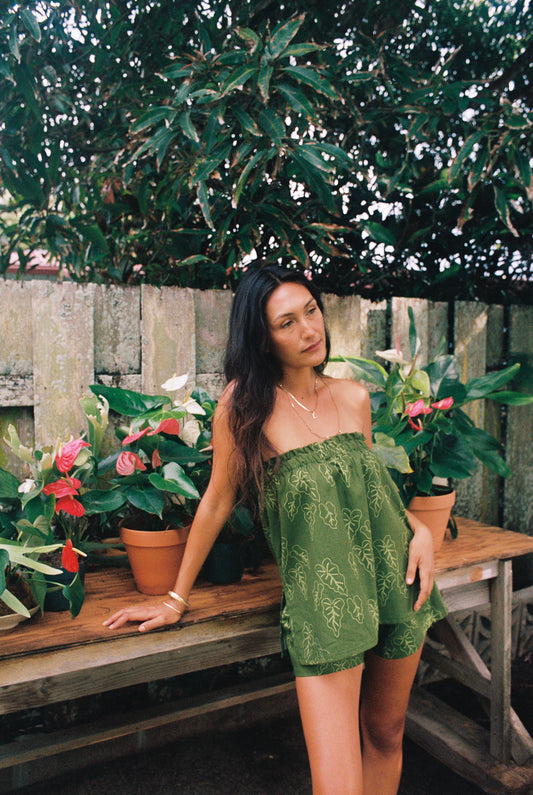 Ka'anohi Top in Kalo - Moss